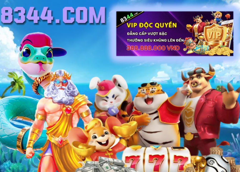 Hình ảnh quảng cáo của 33win hiển thị nền tảng và các lợi ích